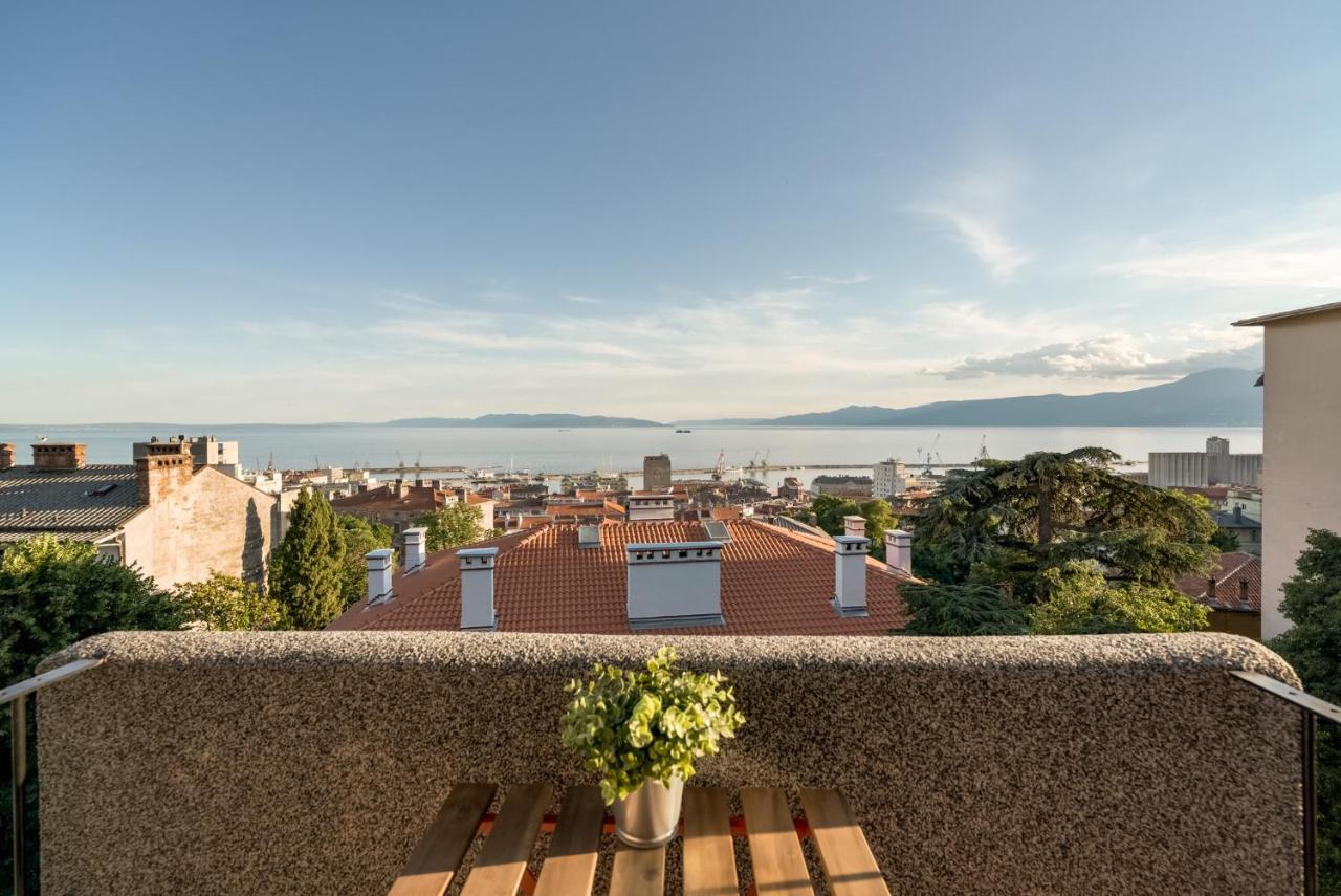 Port Apartment Rijeka Bagian luar foto